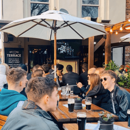 Best Sports Bars in London - The Castle