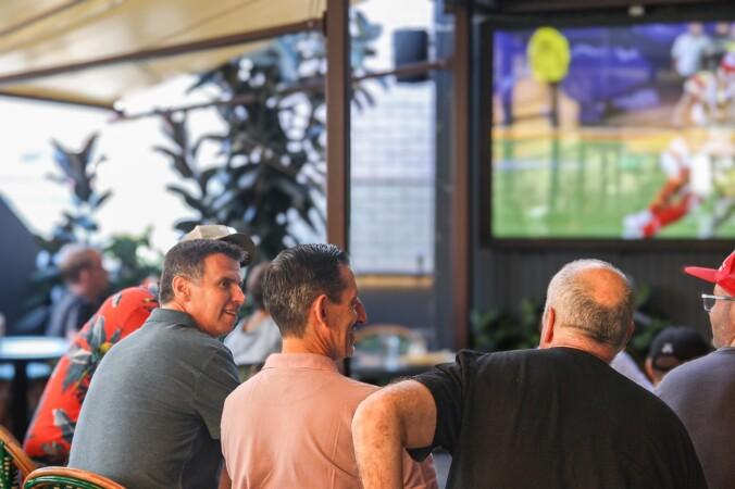 Best Sports Bars in Surry Hills - Keg & Brew Hotel