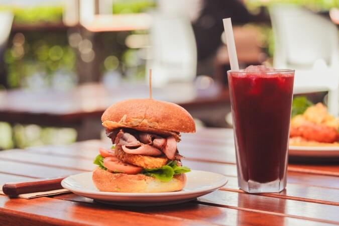 Best Sports Bars in Suffolk Park - The Park Hotel