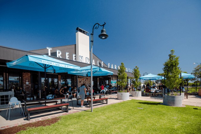 Beste Sportsbars in Australind - Treendale Farm Hotel