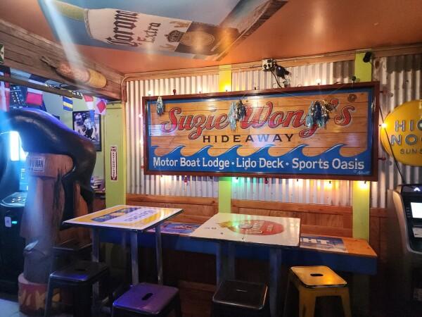Best Sports Bars in Honolulu - Suzie Wongs Hideaway