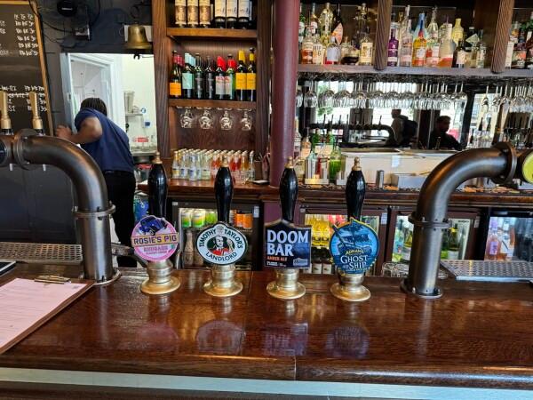 Beste Sportsbars in LONDON - Volunteer