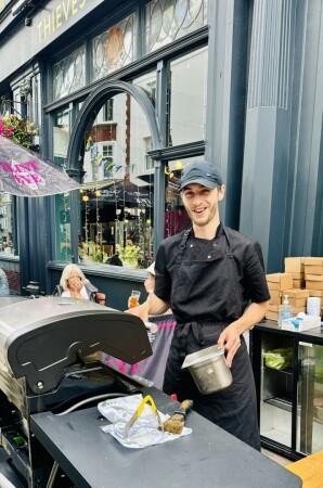 Beste Sportsbars in Worthing - Thieves' Kitchen (Worthing)