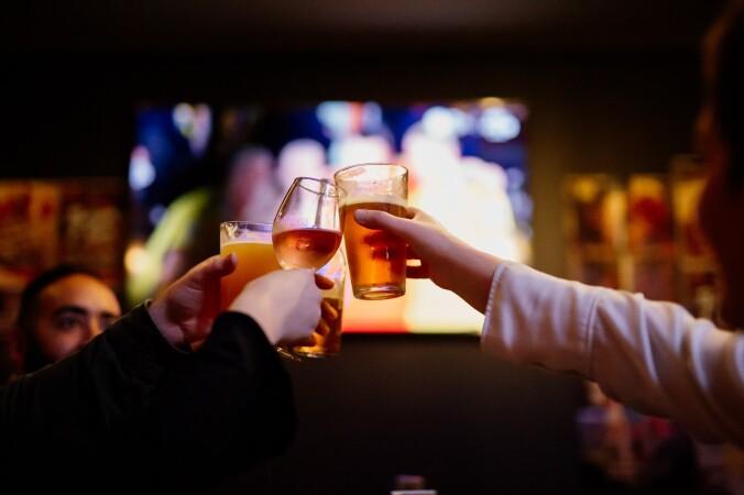 Best Sports Bars in Wellington - Gibbons Hotel