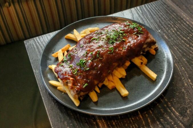 Best Sports Bars in Perth - Fenians Irish Pub