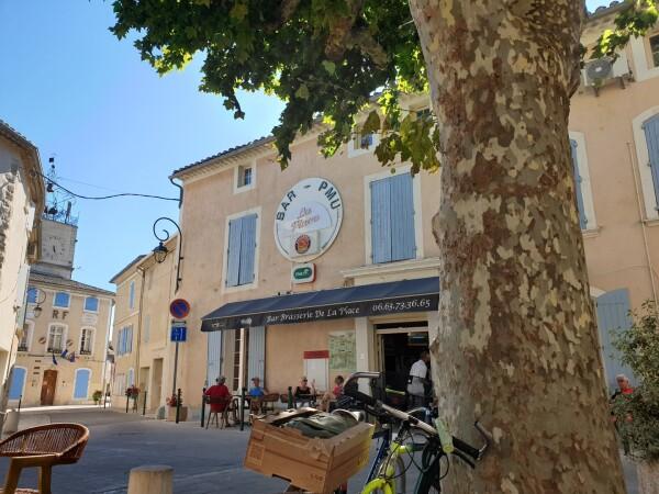 Best Sports Bars in Caderousse - Bar De La Place