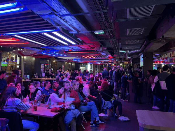 Les Meilleurs Bars à Paris - Belushi's Canal